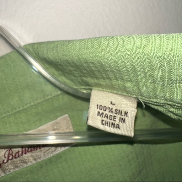 Tommy Bahama 100% Silk Short Sleeved Green Button Down Shirt Size Large - Picture 3 of 8